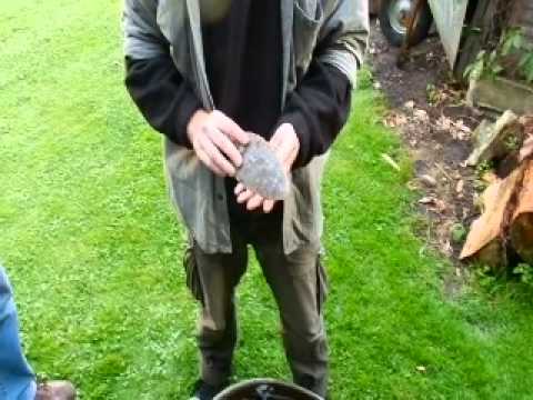 Youtube: Andreas` Flintknapping