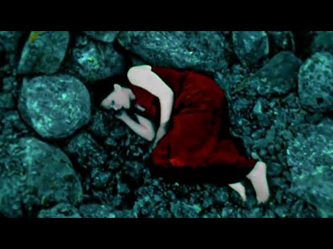 Youtube: Nightwish - Sleeping Sun (OFFICIAL VIDEO)