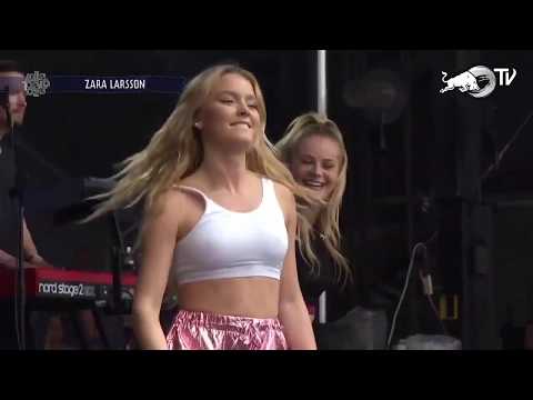 Youtube: Zara Larsson Symphony  LIVE at Lollapalooza 2017 HD Video