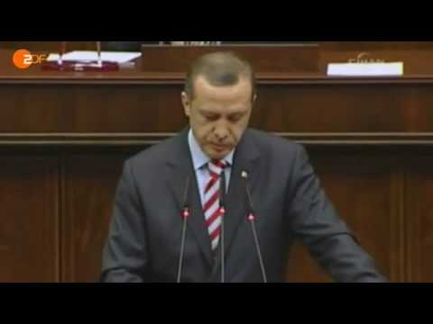 Youtube: Erdogan in Berlin:  Deutsch verletzt die Menschenrechte