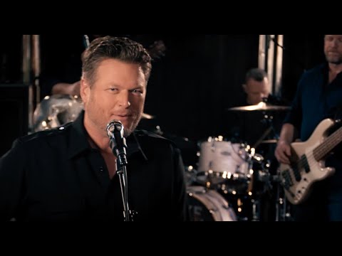 Youtube: Blake Shelton - Minimum Wage (Official Music Video)