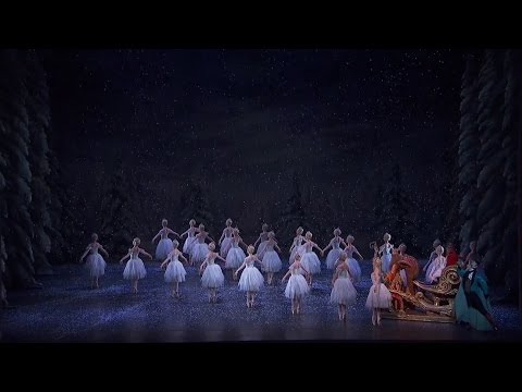 Youtube: The Nutcracker – The Waltz of the Snowflakes (The Royal Ballet)