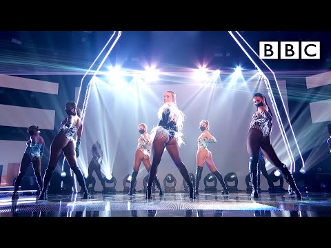 Youtube: 💕 @zaralarsson making our jaw drop with her performance of 'WOW'!! @LittleMix The Search - BBC