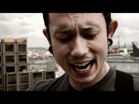 Youtube: Trivium - Built to Fall (Acoustic)
