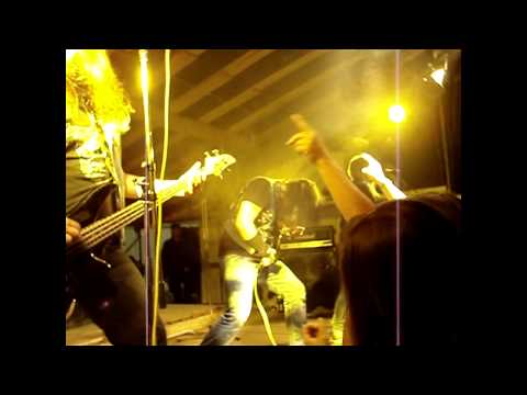Youtube: Protectors - Agoraphobia (live @ Heavy Metal Forces Festival 2011 in Großerlach)