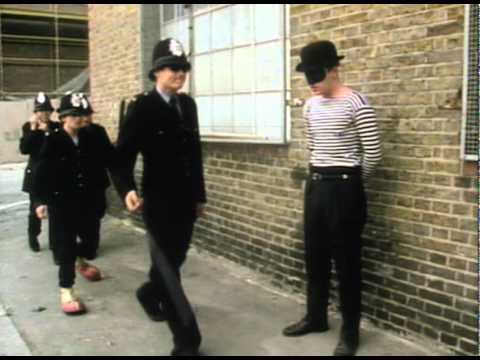 Youtube: Madness - Shut Up (Official Video)