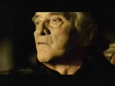 Youtube: Johnny Cash Hurt - Official Music Video