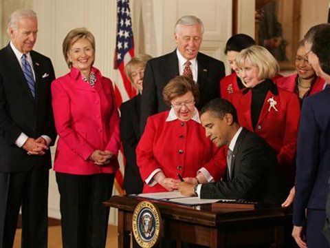 Youtube: President Obama Signs the Lilly Ledbetter Fair Pay Act