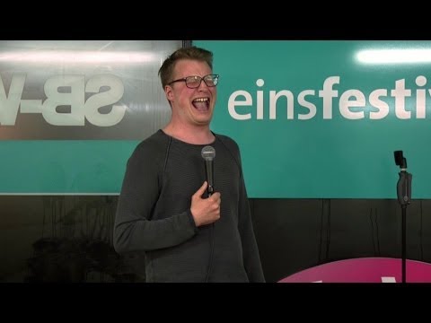 Youtube: Maxi Gstettenbauer über Beziehung, Videospiele und verlorne Penisbilder - NightWash live