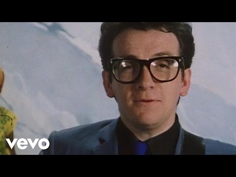 Youtube: Elvis Costello & The Attractions - Everyday I Write The Book