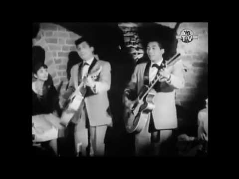 Youtube: The Blue Diamonds - Ramona (1960)