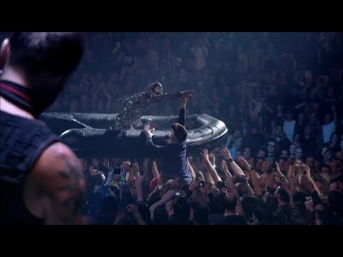 Youtube: Rammstein - Haifisch (Live from Madison Square Garden)