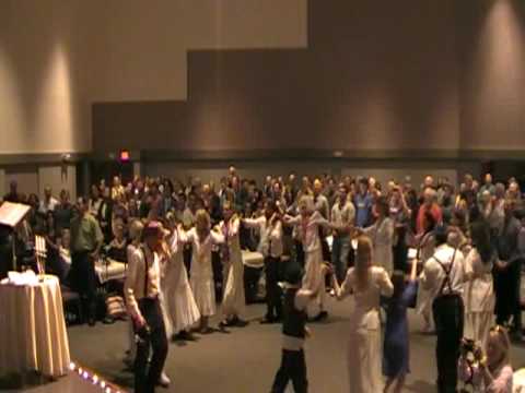 Youtube: Messianic Dance - Hinei Ma Tov