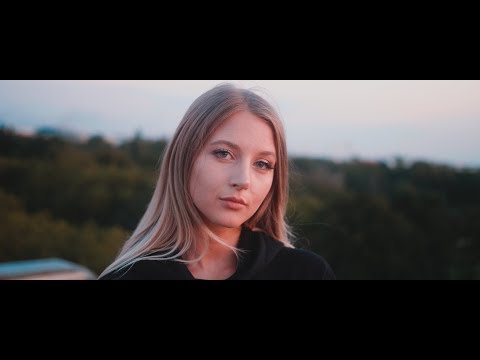 Youtube: Ambre Vallet - Zu Leicht (Offizielles Video) 4K