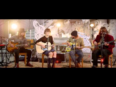 Youtube: Angus & Julia Stone - Heart Beats Slow (Live Acoustic)