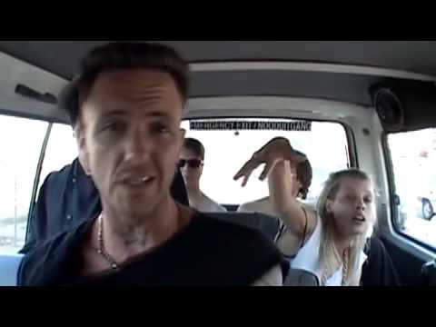 Youtube: DIE ANTWOORD - WAT KYK JY