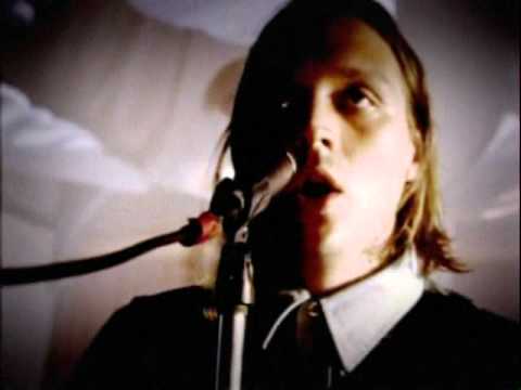 Youtube: Arcade Fire - Neighborhood #1 (Tunnels)