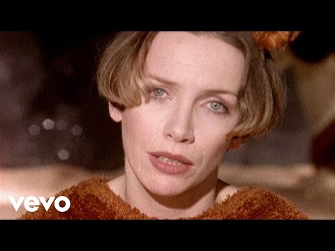 Youtube: Annie Lennox - A Whiter Shade of Pale (Remastered)