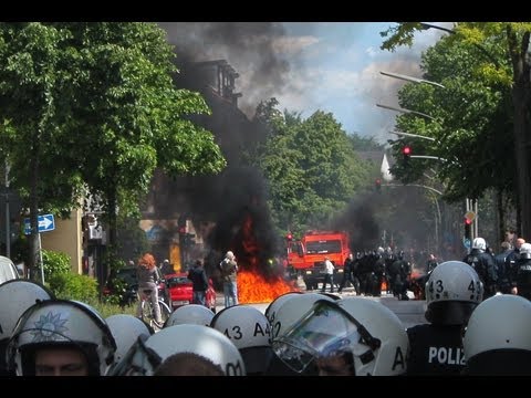 Youtube: Anti-Nazi-Demo Hamburg 2. Juni 2012