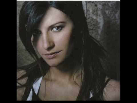 Youtube: Laura Pausini-Strani Amori