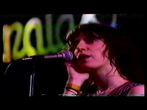 Youtube: Patti Smith - Gloria (1979) Germany