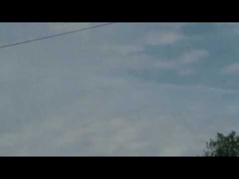 Youtube: Feuerwerk über der Oberpfalz: A-10 werfen Bomben und Flares