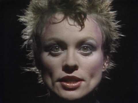 Youtube: Laurie Anderson - O Superman [Official Music Video]