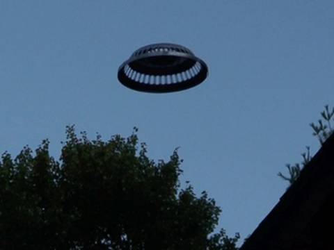 Youtube: UNBELIEVABLE UFO VIDEO
