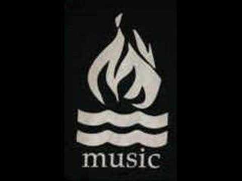 Youtube: Hot Water Music - Radio (Alkaline Trio Cover)