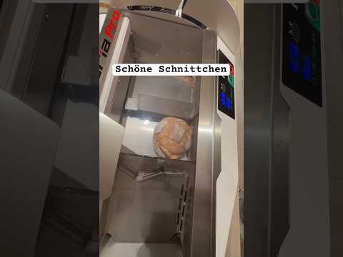Youtube: SCHÖNE SCHNITTCHEN #brot #schneiden #lustig #humor #spaß