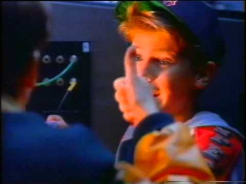 Youtube: Super Nintendo (SNES) Werbung (TV Studio)