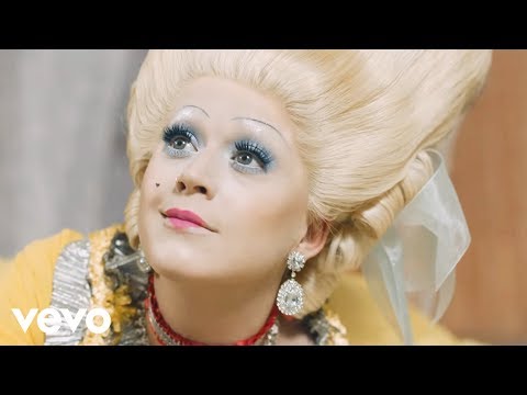 Youtube: Katy Perry - Hey Hey Hey (Official)