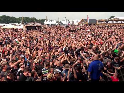 Youtube: Wacken 2017 Fire Fighters