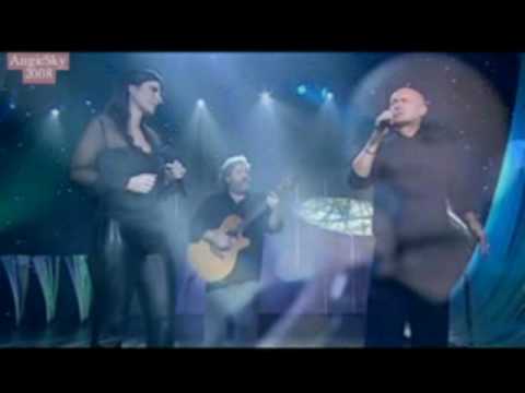 Youtube: Laura Pausini feat Phil Collins (Live) - Separate Lives - Duetto 2 - Duet - Live from Svizzera 2005
