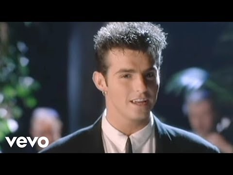 Youtube: Wet Wet Wet - Angel Eyes (Official Video)