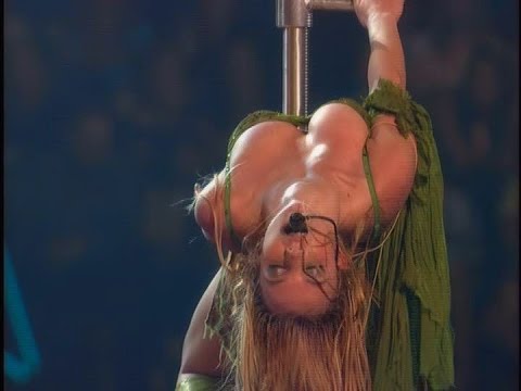 Youtube: Britney Spears - I'm A Slave 4 U - Live From Las Vegas - HD 1080p