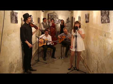 Youtube: GYPSY JAZZ - HOT CLUB DU NAX - Joseph Joseph - ジプシージャズ