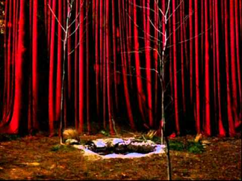 Youtube: LYNCH/BADALAMENTI - Dark Mood Woods (studio version)