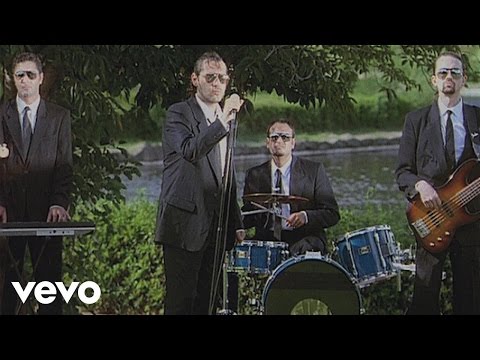 Youtube: Luca Carboni - Inno Nazionale (Videoclip)