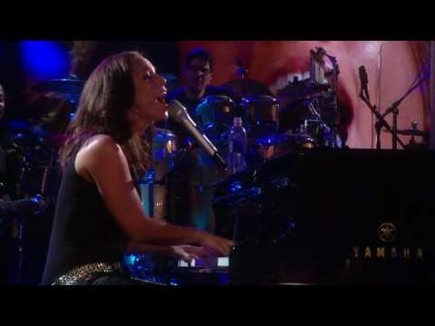 Youtube: Alicia Keys feat.  Jay-Z - Empire State of Mind Live
