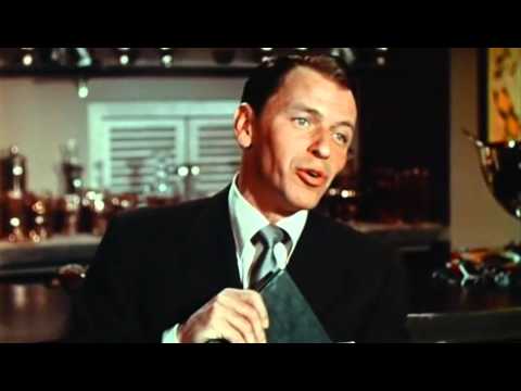 Youtube: Frank Sinatra - Santa Claus is Coming To Town (widescreen)