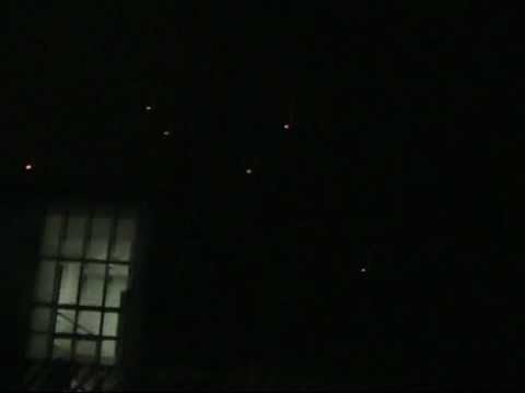 Youtube: UFO avvistati a Napoli - 16 Giugno 2010 (VIDEOCAMERA)