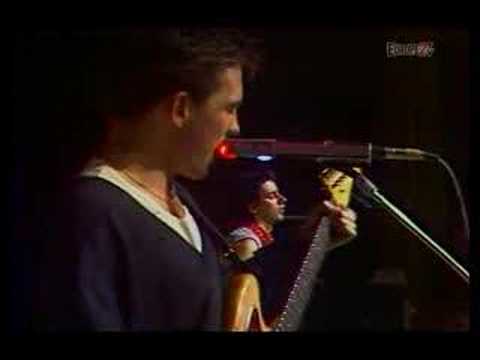 Youtube: The Cure - Three Imaginary Boys live Paris 1979