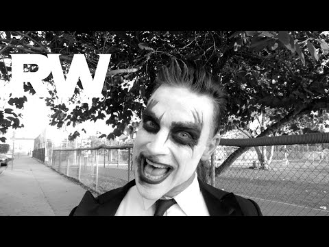 Youtube: Robbie Williams | Let Me Entertain You Tour Announcement