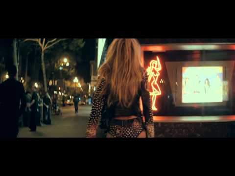 Youtube: Slash - "Beautiful Dangerous" (feat. Fergie)