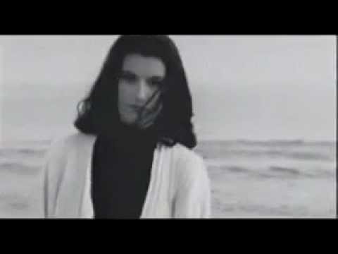 Youtube: ★☆★Laura Pausini (La soledad letra)★☆★