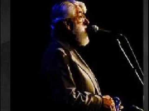 Youtube: Ronnie Drew - Viva La Quinte Brigada