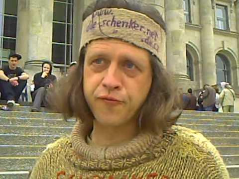 Youtube: öffi und bauchi geben pässe zurück