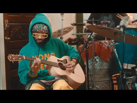 Youtube: MonoNeon with Ghost-Note: "Phat Bacc" | Sugarshack Sessions