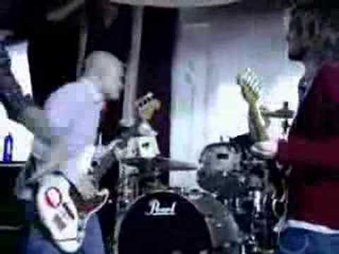 Youtube: Red Hot Chili Peppers - Cant Stop